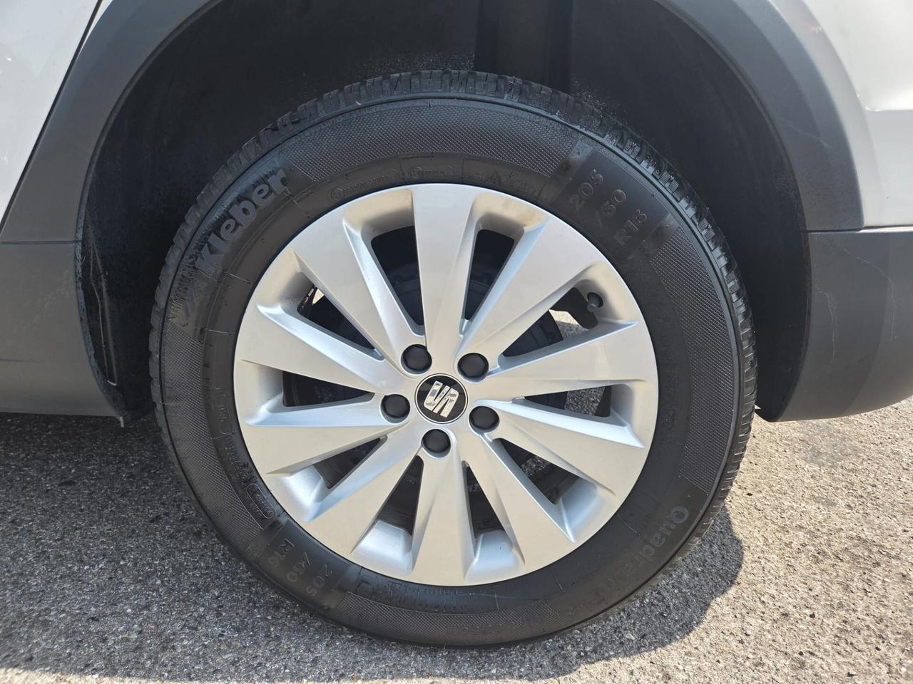 Seat Arona 1.0 TGI Style 90cv *NEOPATENTATI*