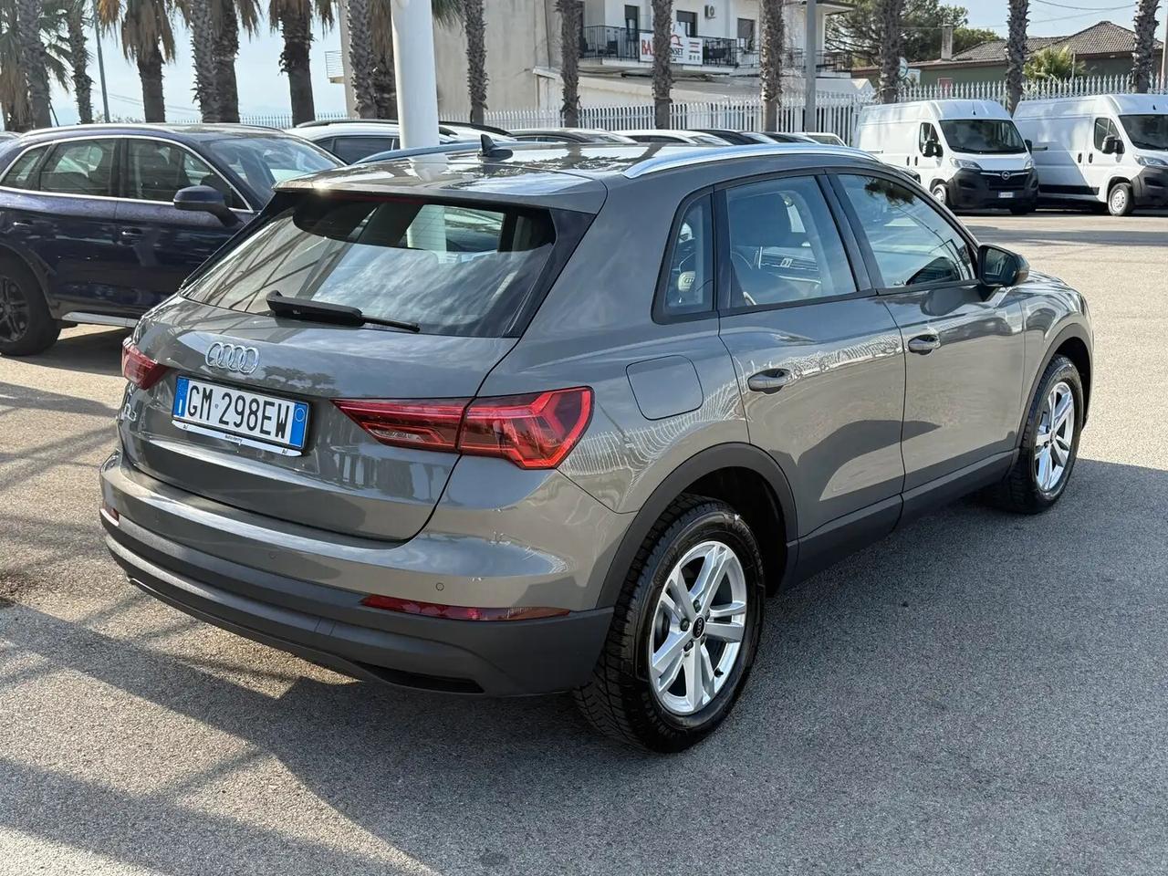 Audi Q3 35 TDI S tronic Business Advanced FARI MATRIX