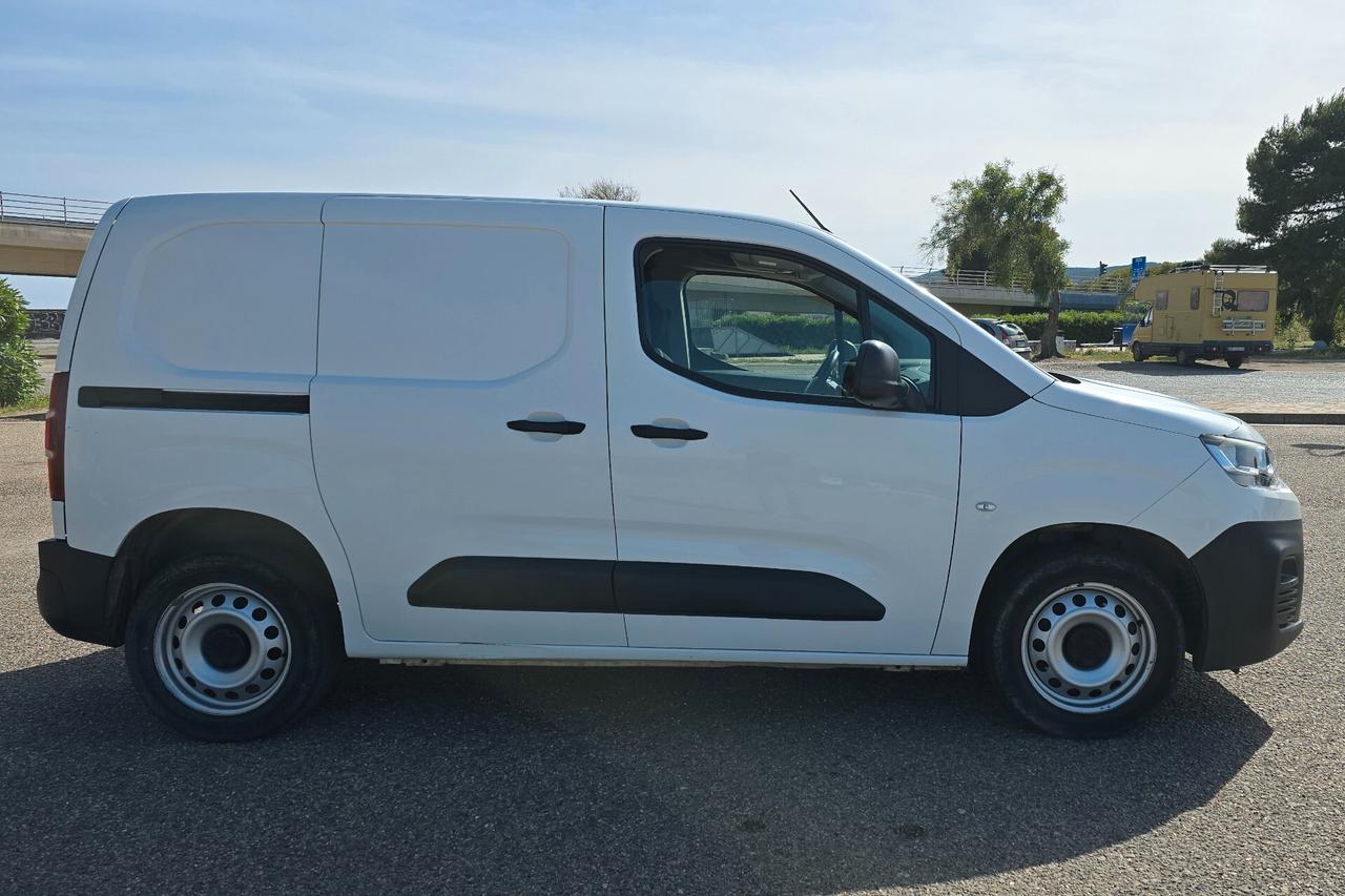 Citroen Berlingo BlueHDi 100 S&S Van 1.6 100 cv 3 posti portata (1000Kg)