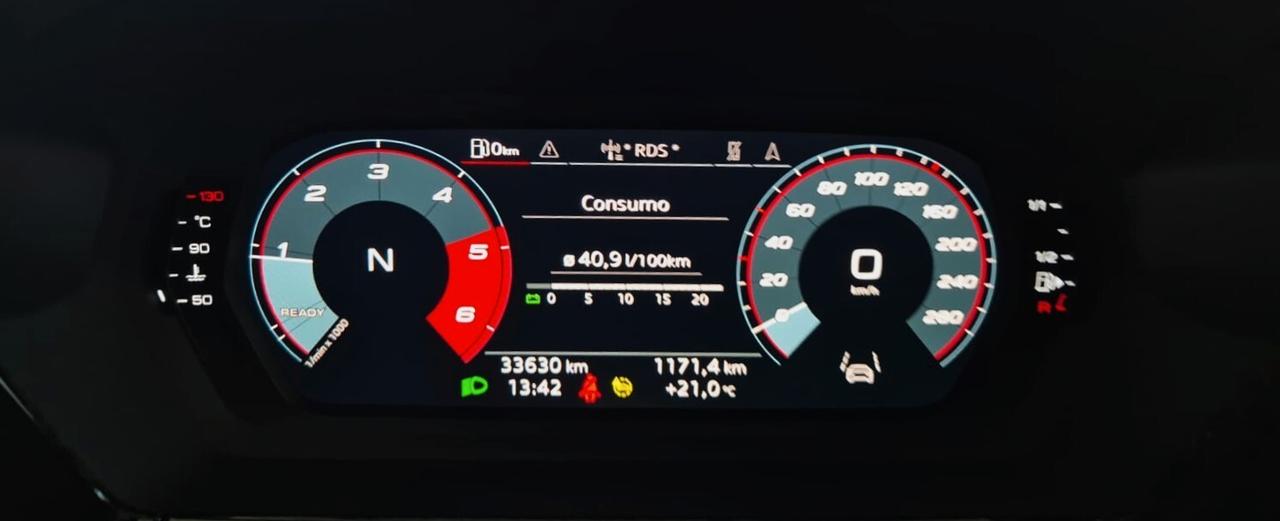 Audi A3 30 TDI S-tronic Business Advanced