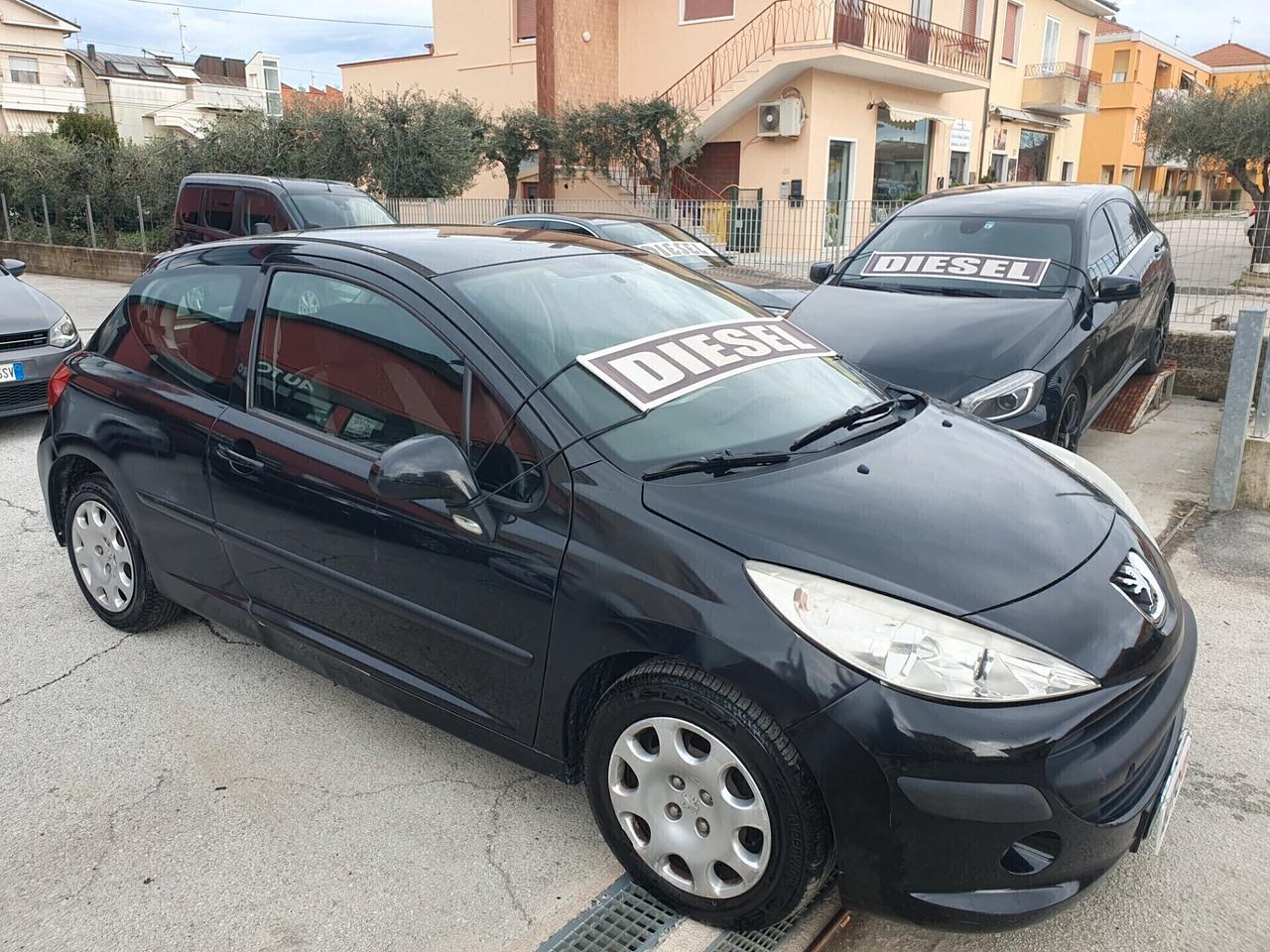 Peugeot 207 1.4hdi 70cv Neopatentati 2006