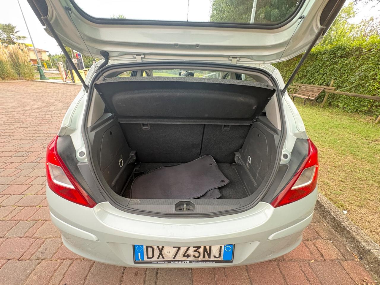 Opel Corsa 1.2 80CV 5 porte GPL-TECH Enjoy