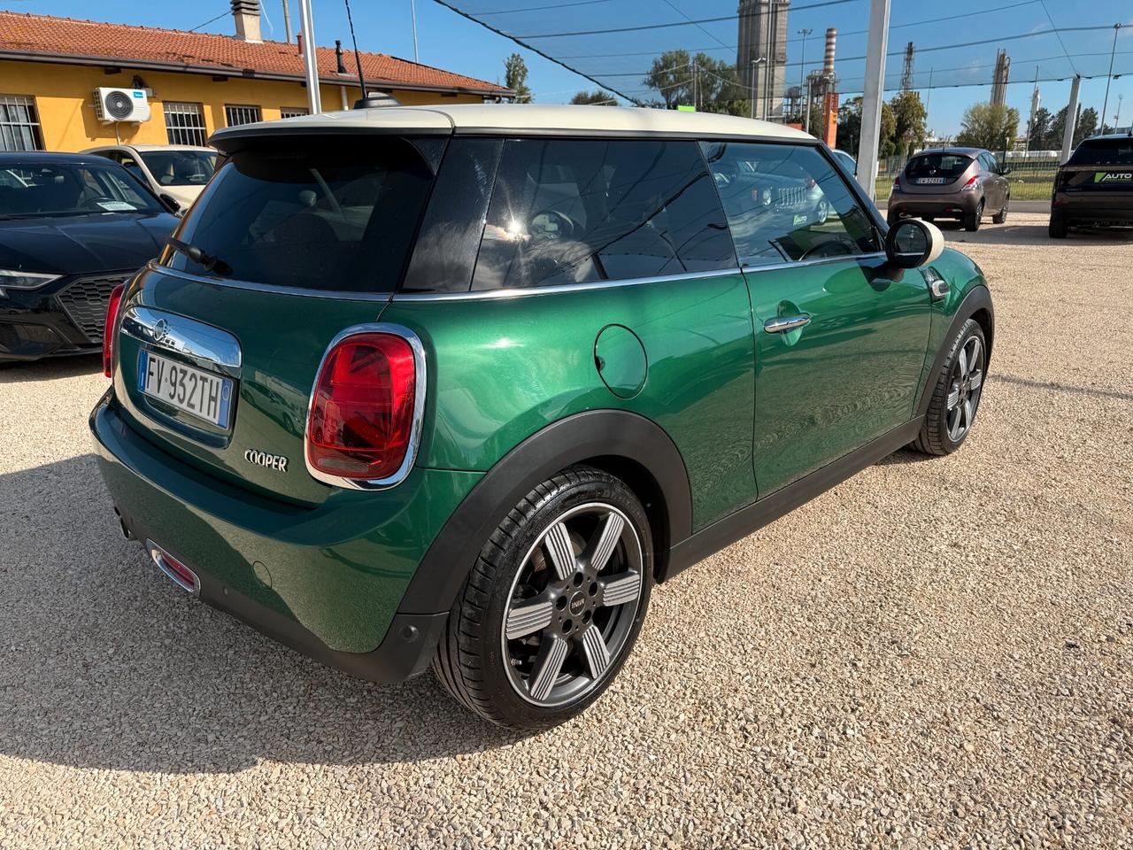 Mini Cooper 60 Years Plus 1.5 DCT TwinPower Turbo