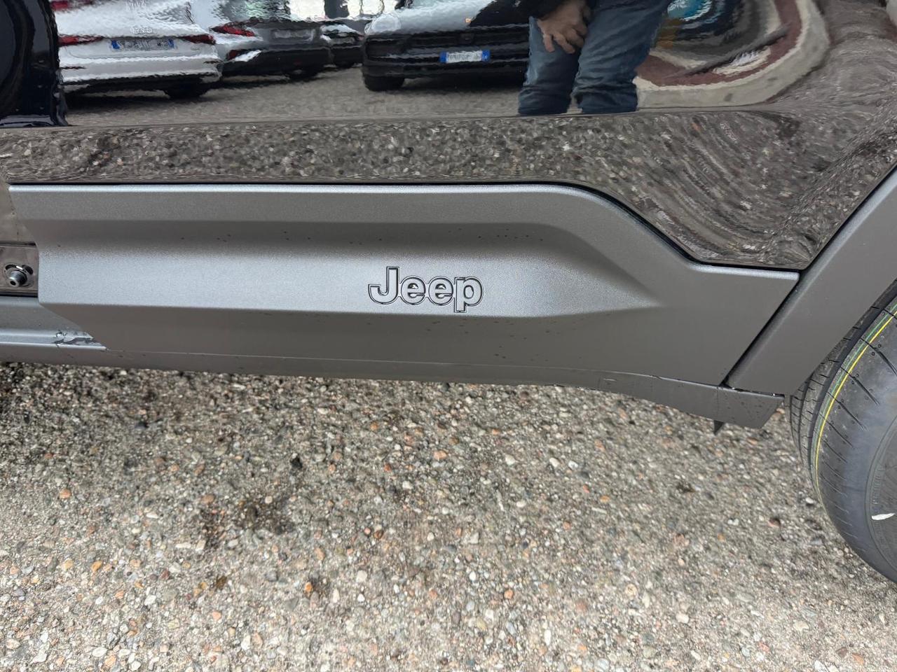 Jeep Avenger 1.2 turbo e-hybrid mhev Summit fwd 110cv edct6
