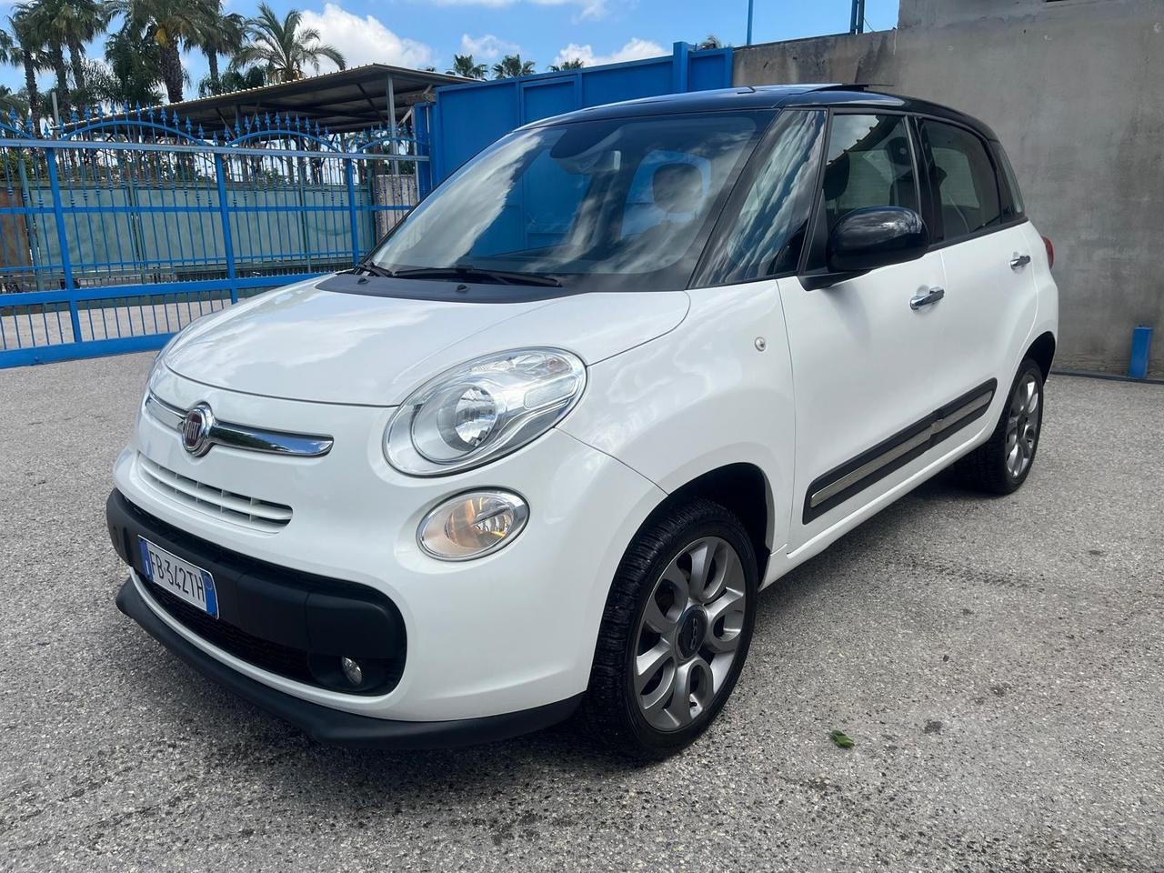 Fiat 500 L-900 metano Lounge- t.apr-11/2015