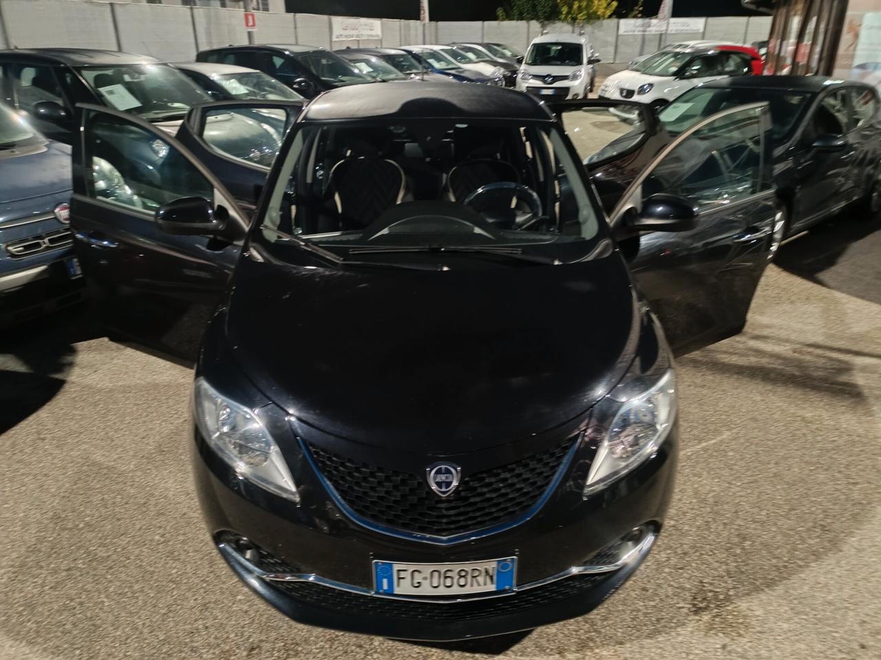 Lancia Ypsilon 1.2 69 CV 5 porte GPL Ecochic Gold