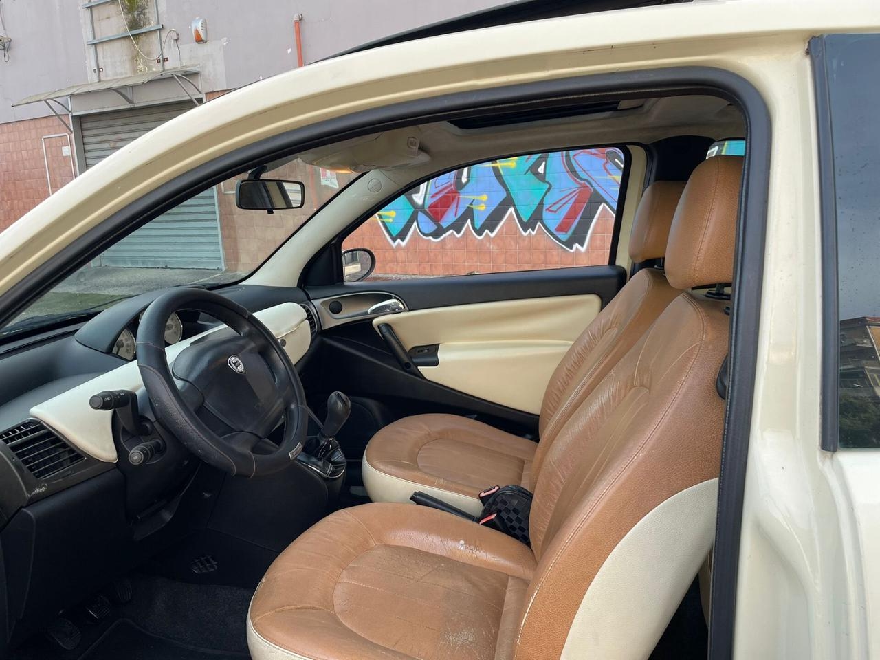 Lancia Ypsilon 1.3 Multijet 16V Platino