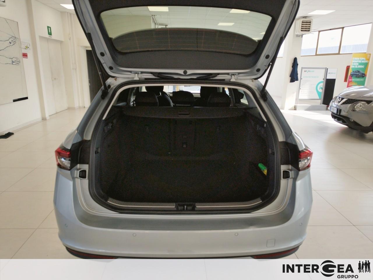 SKODA Superb Wagon 2.0 tdi Selection 150cv dsg