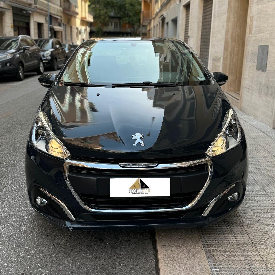 Peugeot 208 2017 **NEOPATENTATI**