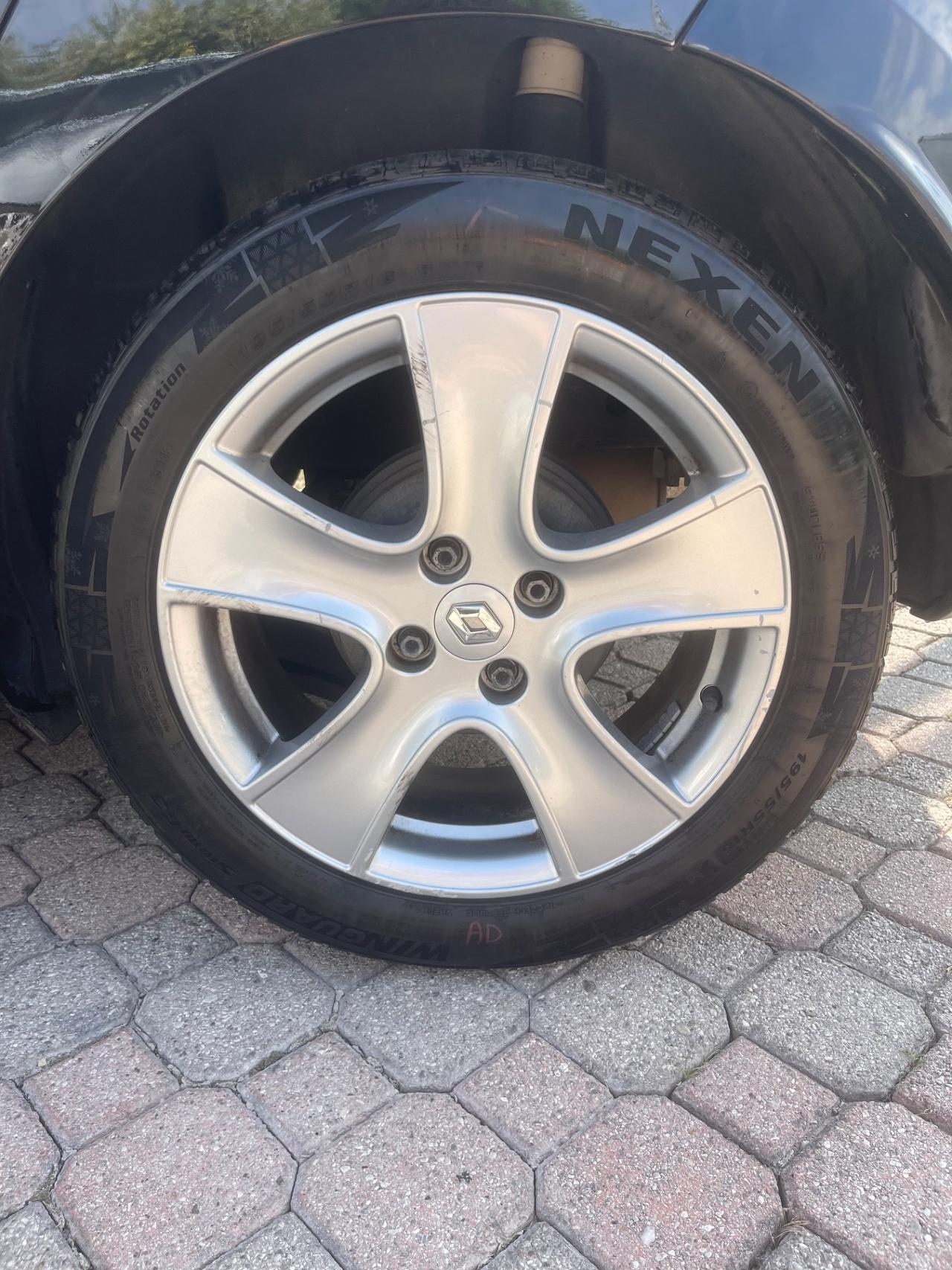 Renault Clio 1.5 dCi 8V 75CV 5 porte COSTUME NATIONAL