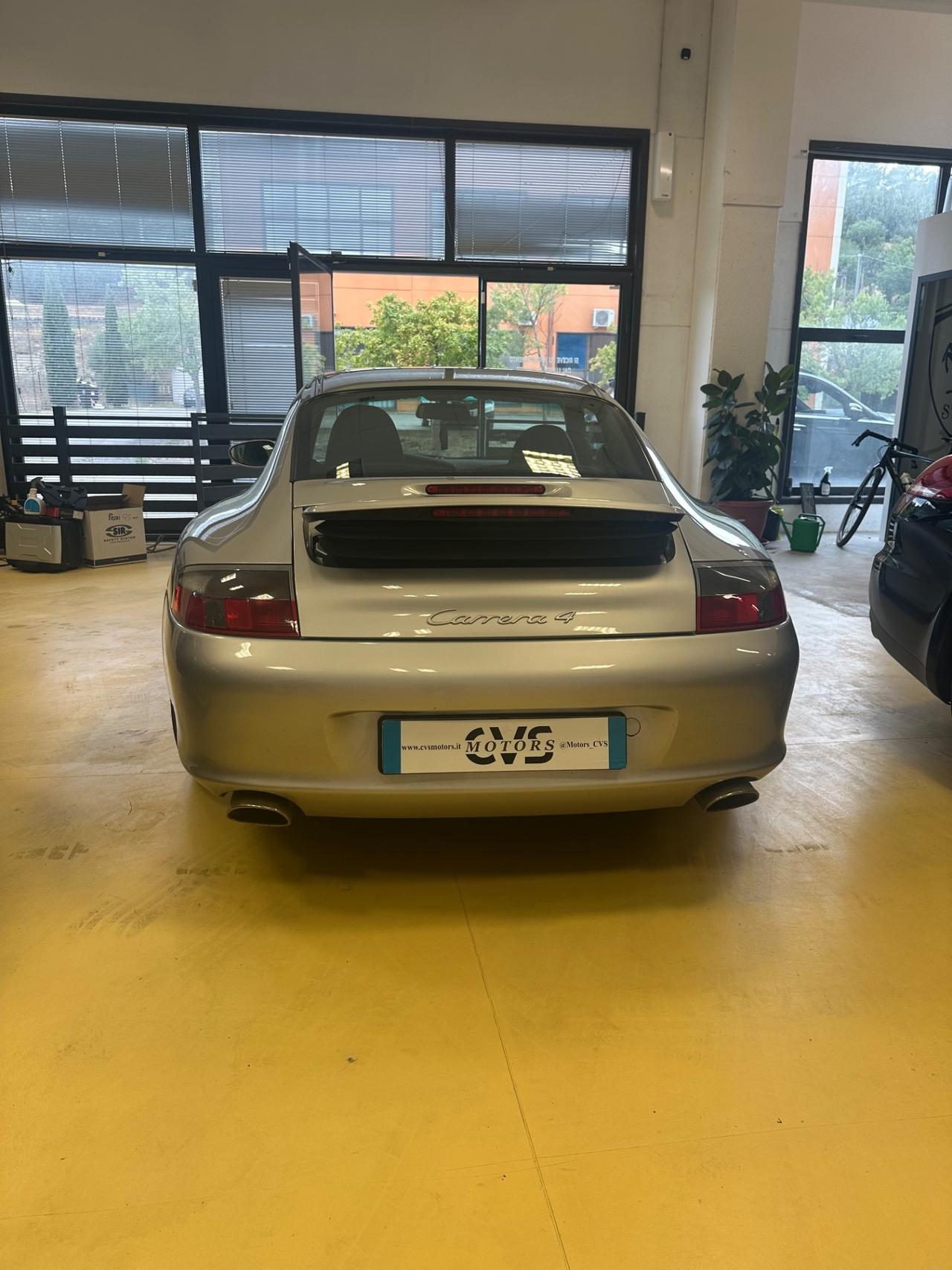 Porsche 911 996 Carrera 4 Coupé