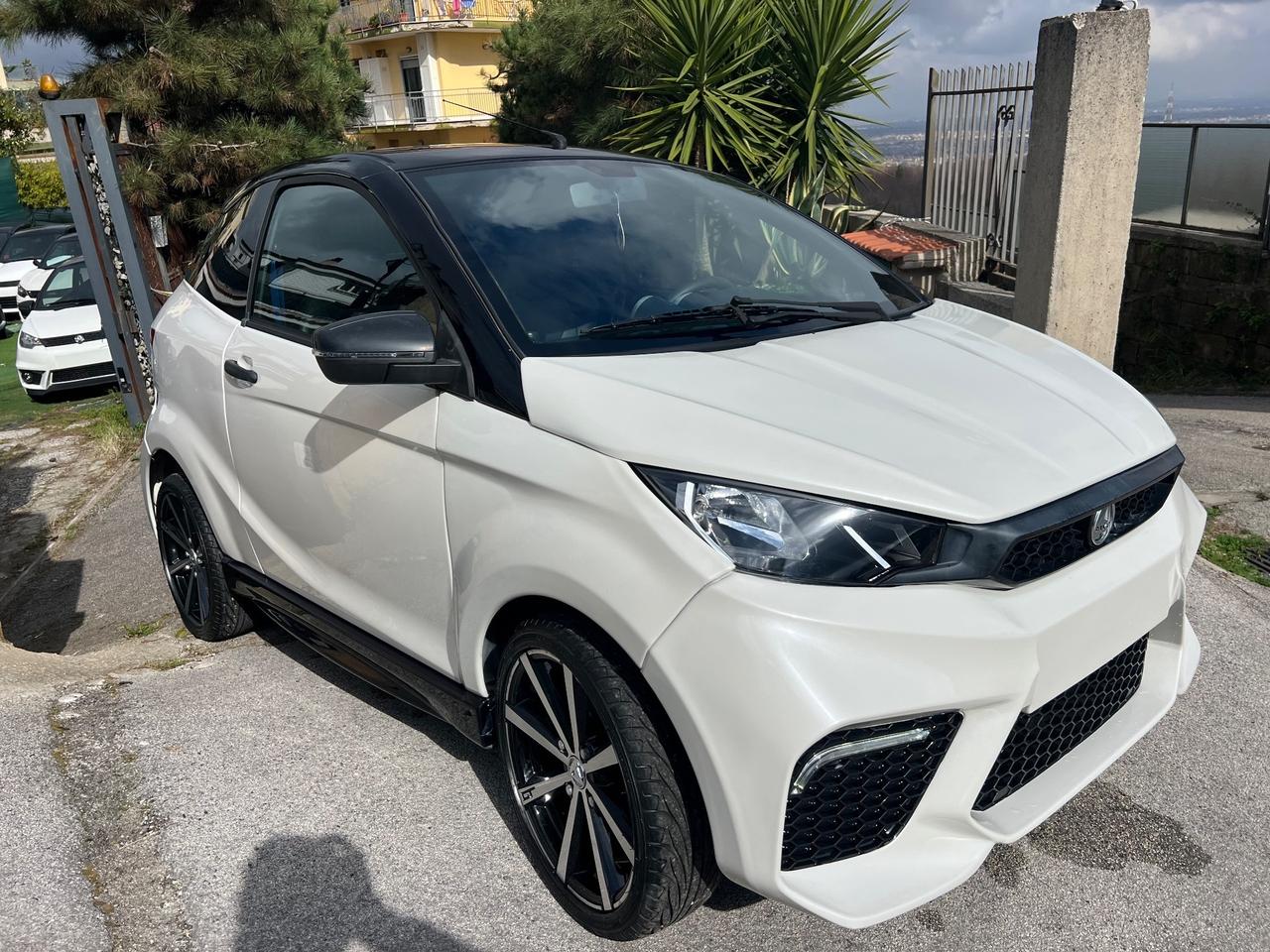 Aixam coupe Emotion gti 4000 km 2022 white