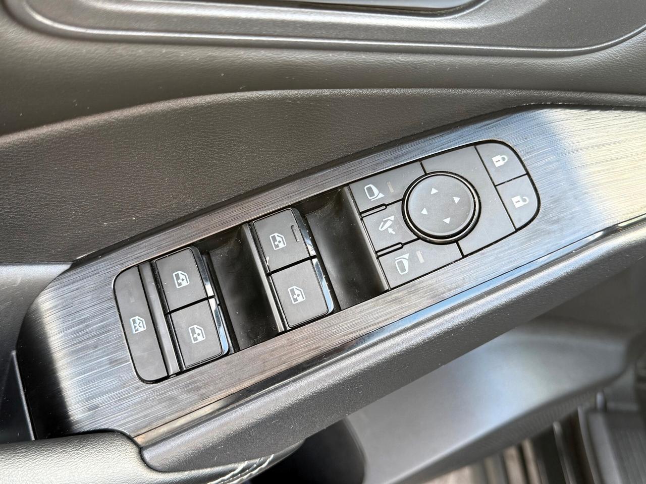 Nissan Qashqai MHEV 140 CV Business