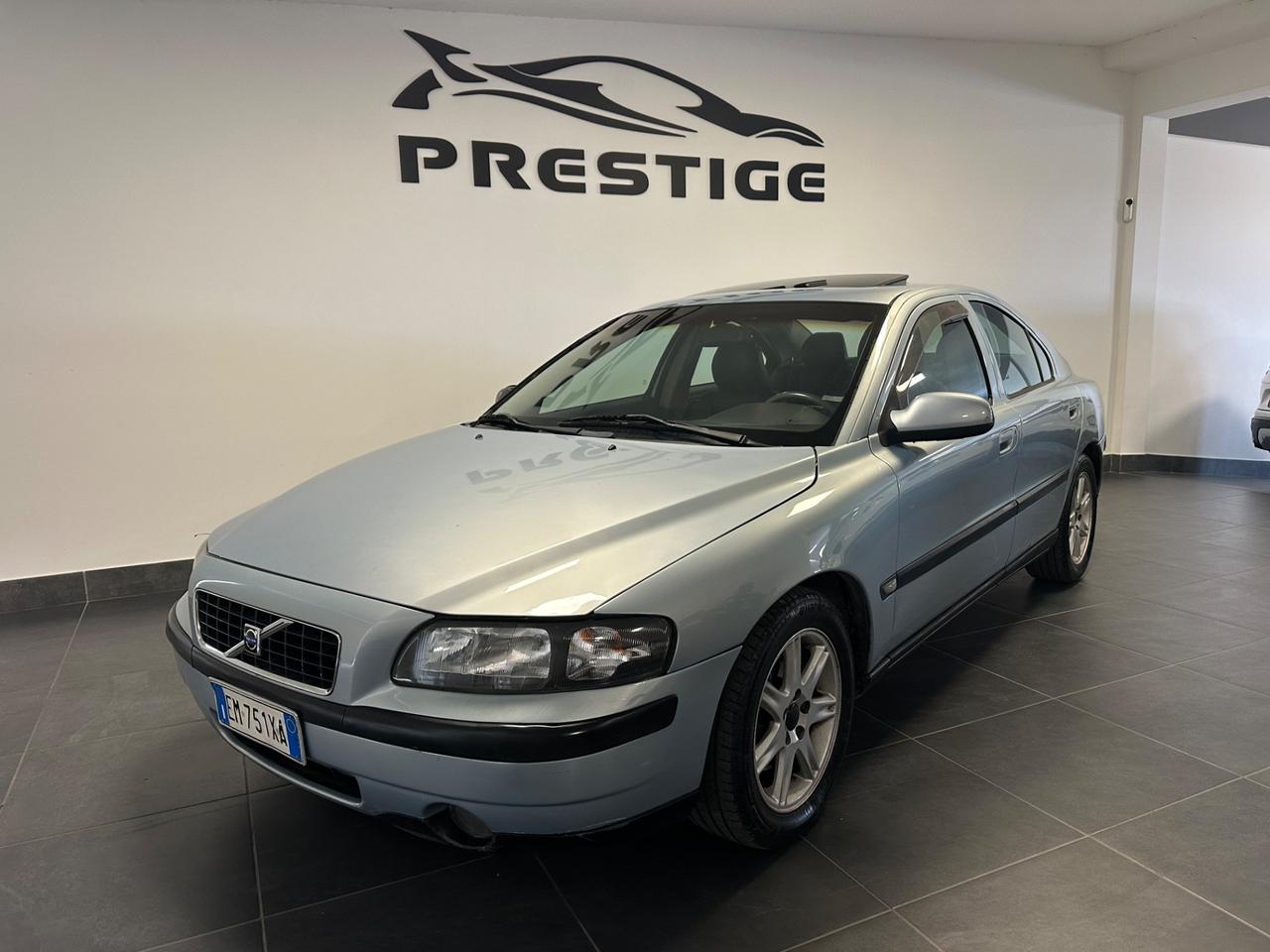 VOLVO S60 2.4 BERLINA 170CV GPL TETTO PELLE