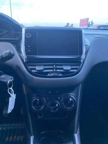 Peugeot 2008 2008 1.6 bluehdi Black Matt 100cv