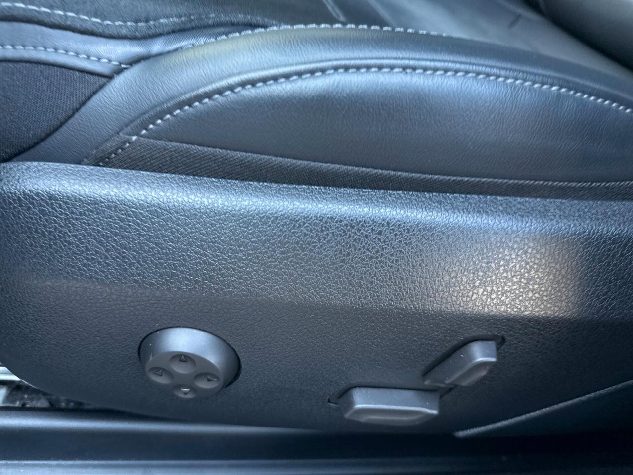 Mercedes-Benz GLC 220 d AMG Line Premium 4matic auto KM CERTIFICATI