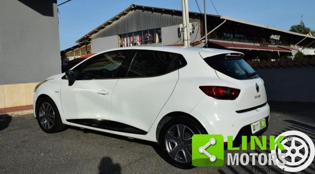RENAULT Clio 1.2 75CV 5 porte Costume National