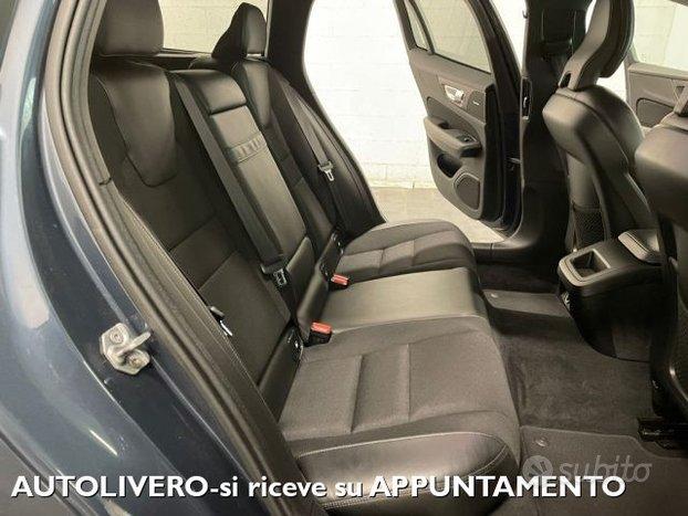 VOLVO V60 D3 Geartronic Momentum