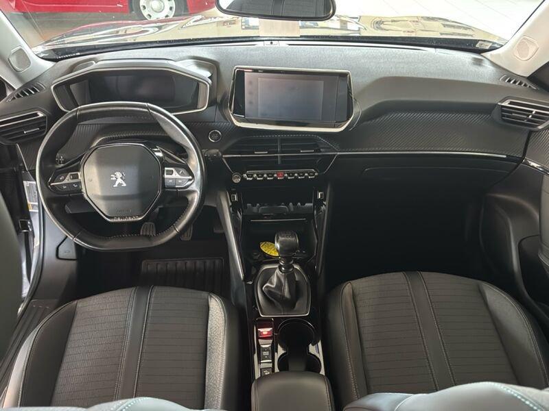 Peugeot 2008 PureTech 130 Allure Pack S/S Retrocamera
