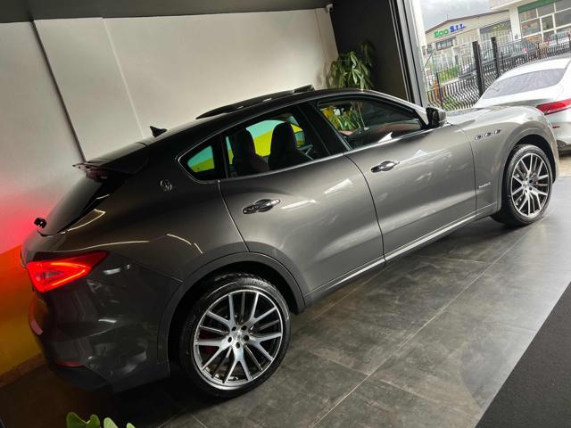 MASERATI Levante Diesel 275 CV GRANSPORT Tetto KmCertif