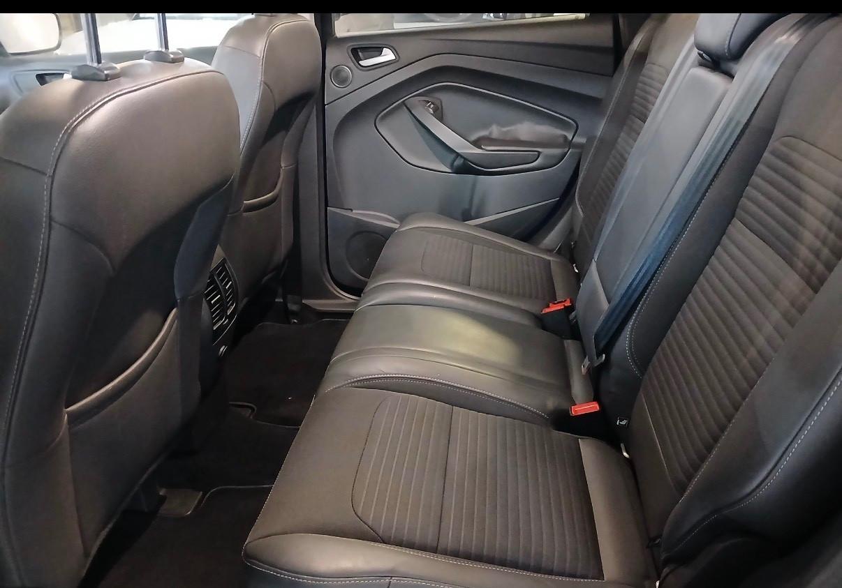 Ford Kuga 2.0 TDCI 150 CV S&S 4WD Titanium