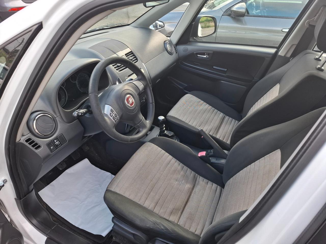 Fiat Sedici 2.0 MJT 16V DPF 4x4 Emotion 2011