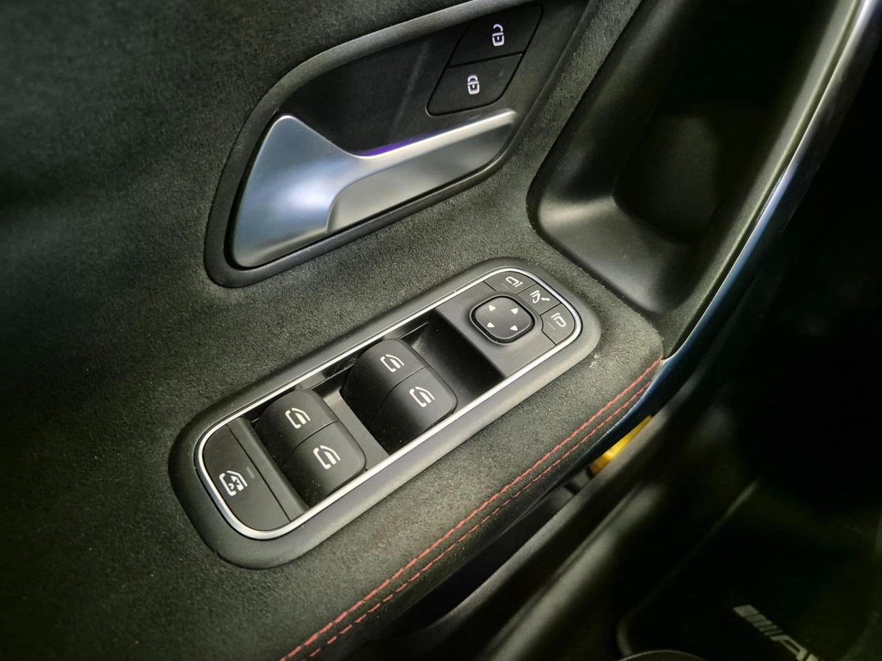 Mercedes Classe A 35 AMG 4matic auto - SEDILI GUSCIO - Tetto
