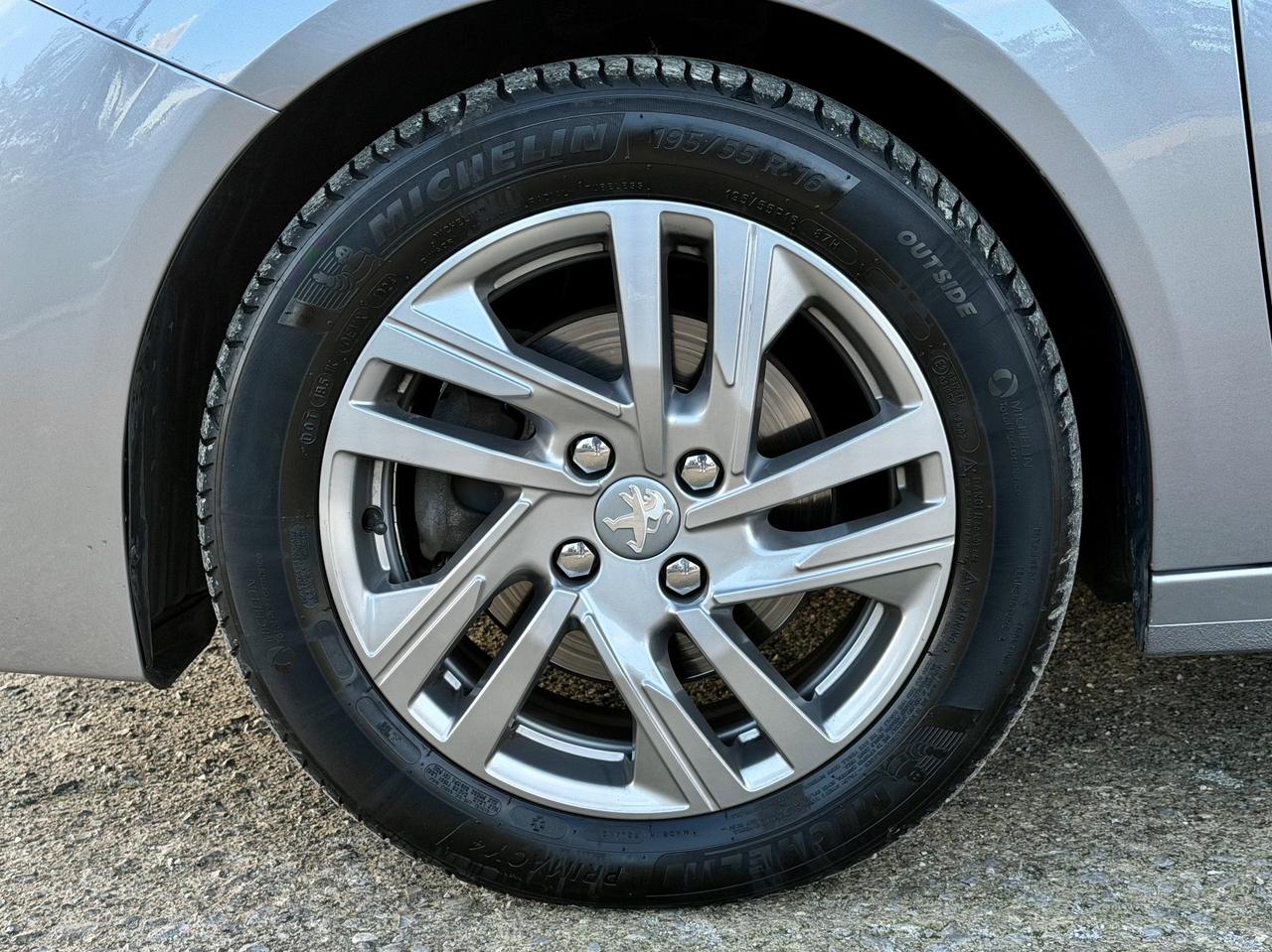 Peugeot 208 1.5 BlueHDi 75cv - 2020