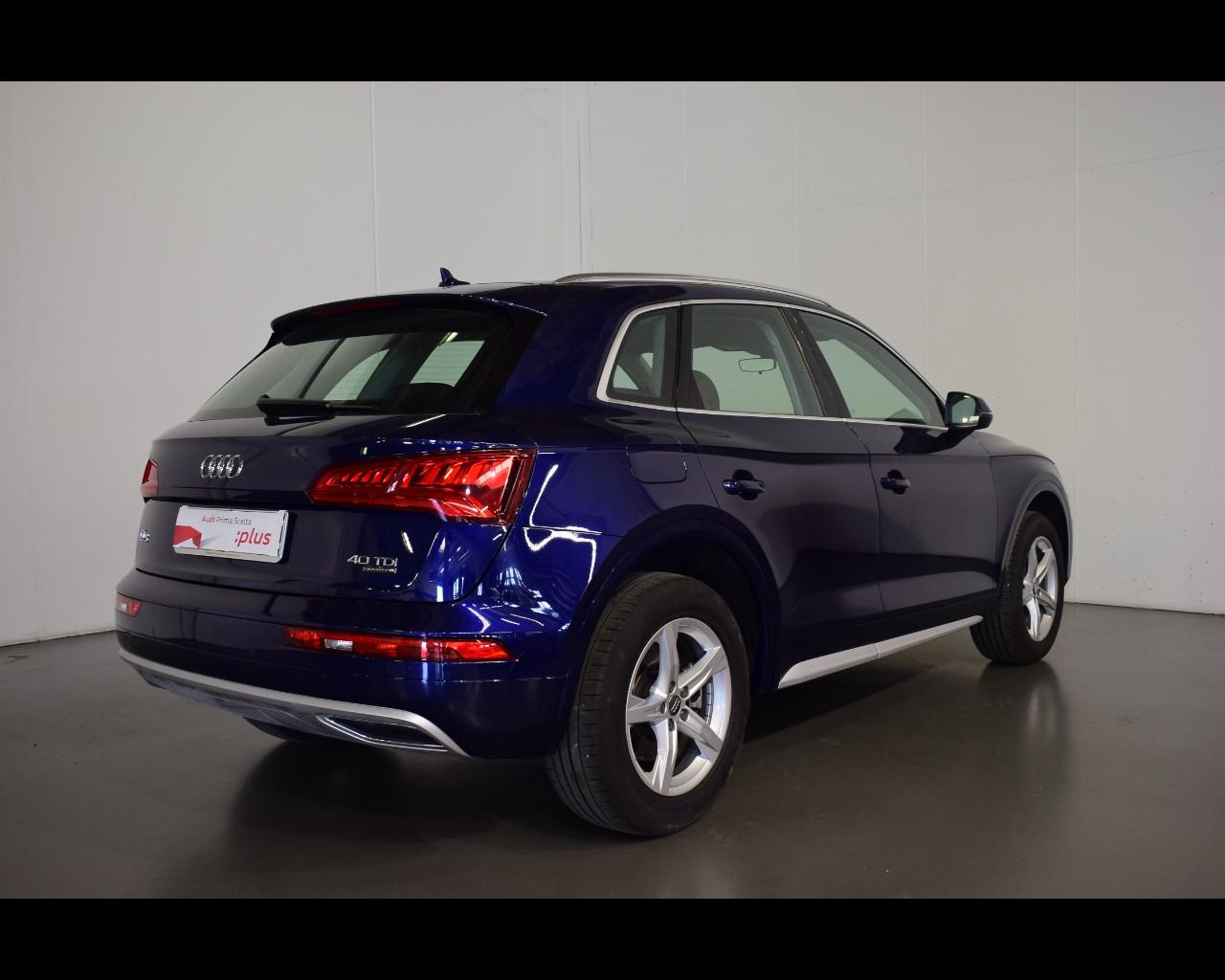 AUDI Q5 40 TDI QUATTRO S-TRONIC BUSINESS SPORT