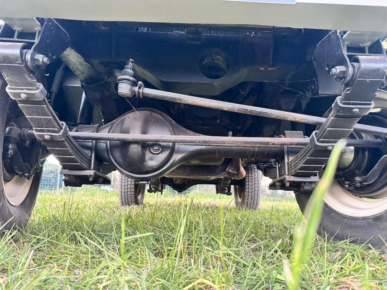 Land Rover Series III 88