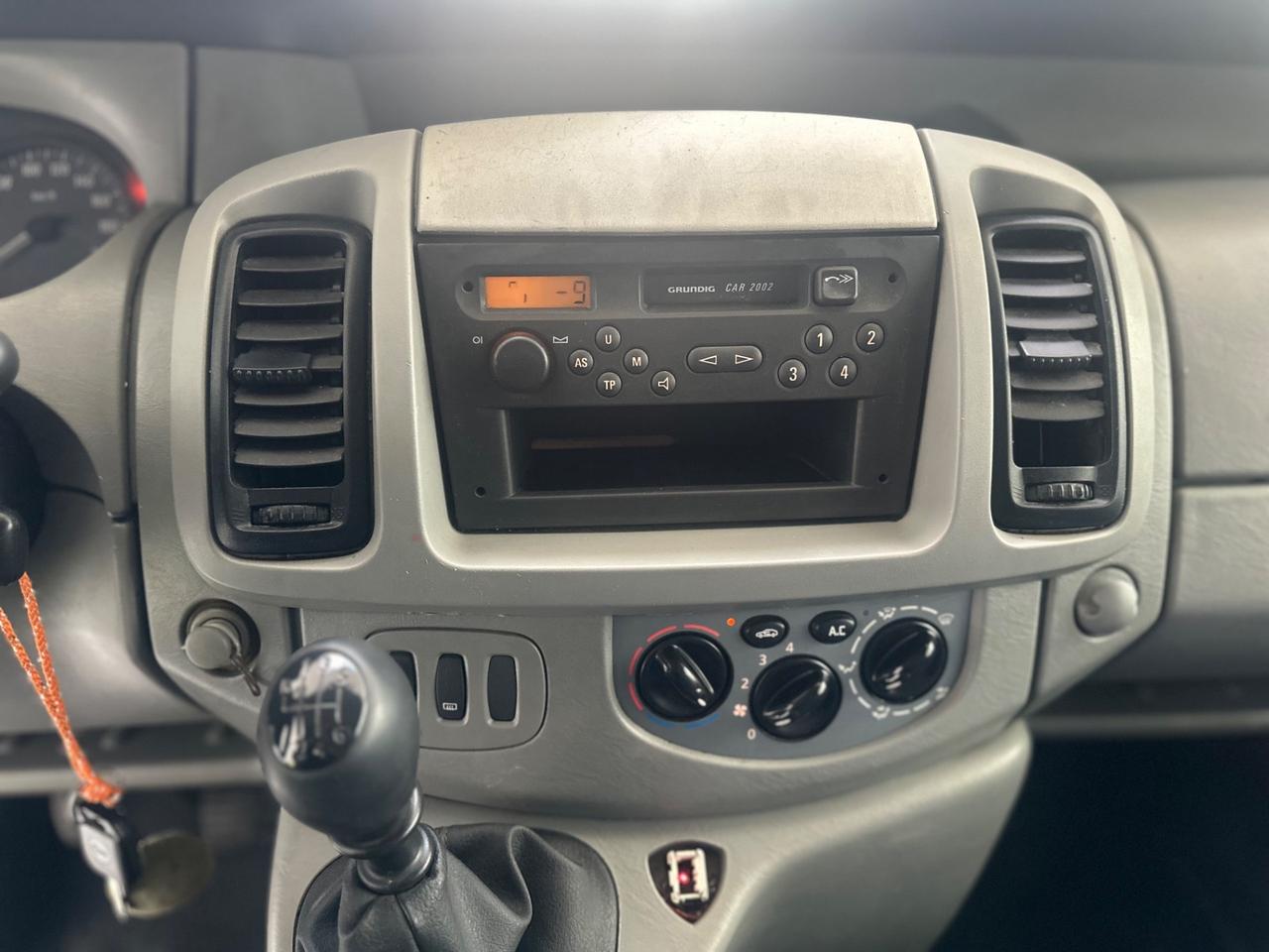 Opel Vivaro 27 1.9 CDTI/80CV PC-TN Combi