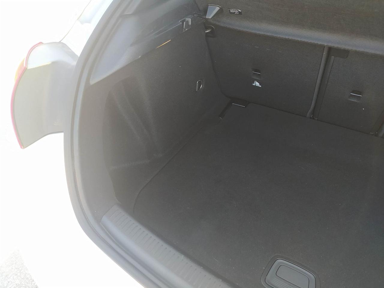 Mercedes-Benz A 200 Premium A 200 D #11611