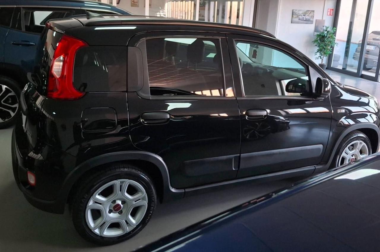 Fiat Panda 1.0hybrid vetri scuri 5posti