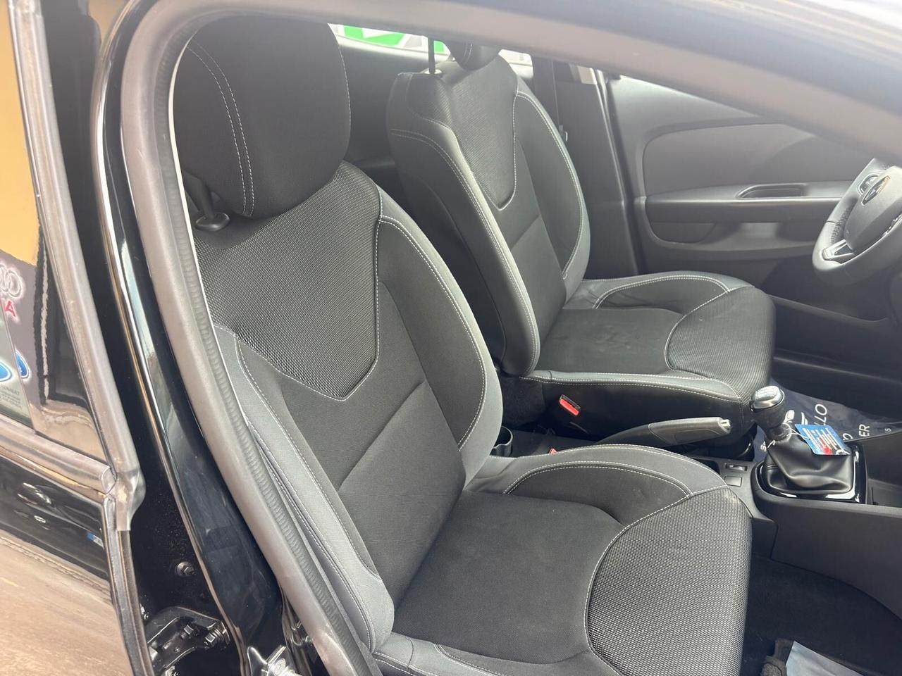 Renault Clio TCe 12V 75 CV 5 porte Business