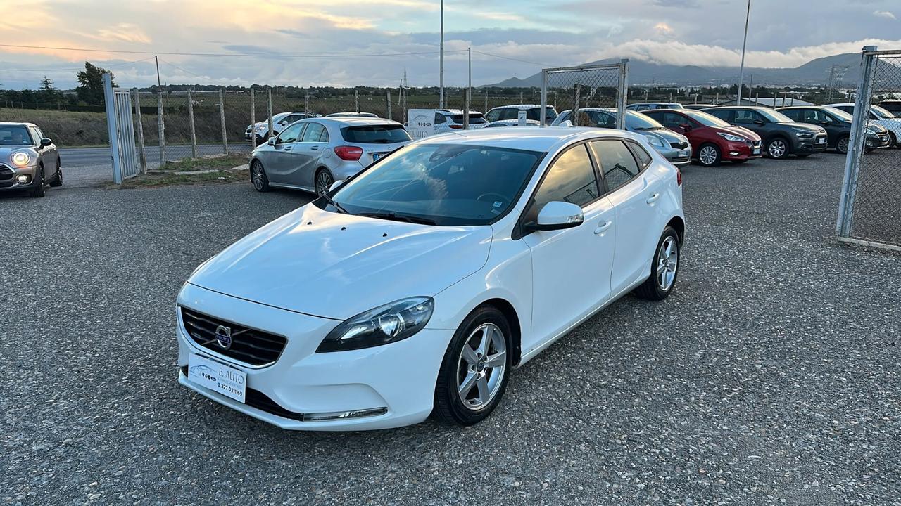 Volvo V40 D2 1.6 Momentum