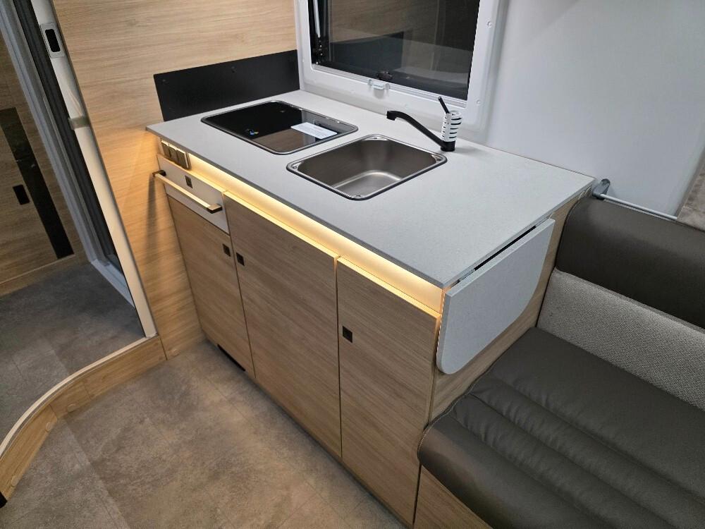 CAMPER CHALLENGER 260 ULTIMATE EDITION