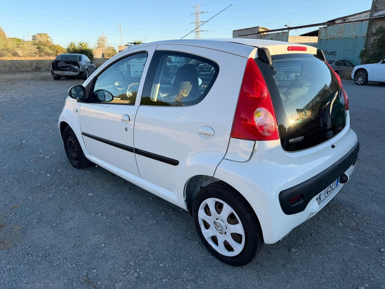Peugeot 107 1.0 Benzina-Neopatentati- C1
