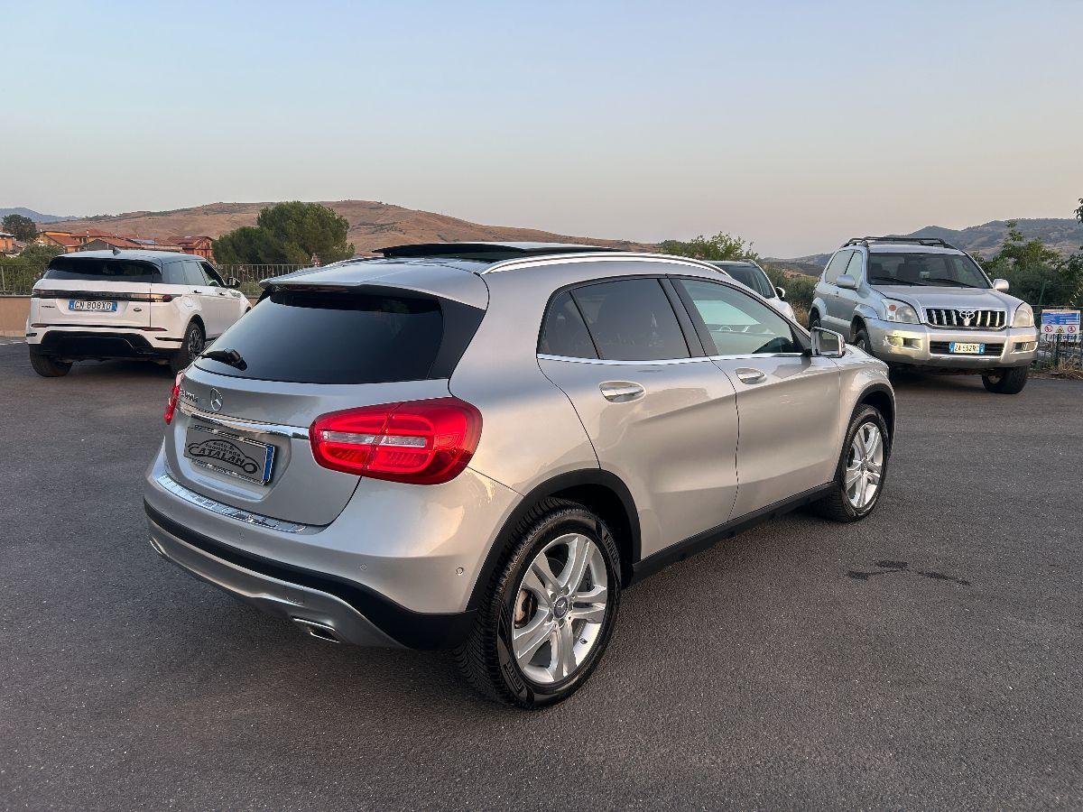 MERCEDES - Classe GLA - GLA 200 d Automatic 4Matic Premium TETTO