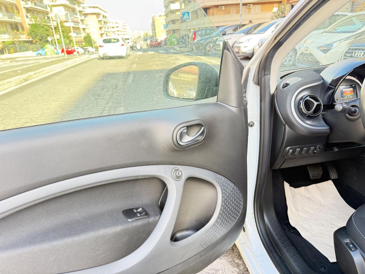 Smart ForTwo 90 0.9 T twinamic cabrio Passion LED PDC BLUETOOTH