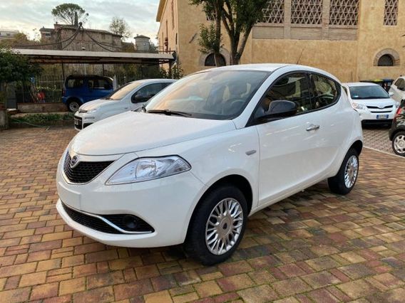 LANCIA Ypsilon 0.9 TwinAir 85 CV 5 porte Metano Ecochic