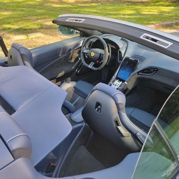 Ferrari Roma Spider 3.9 F1 dct