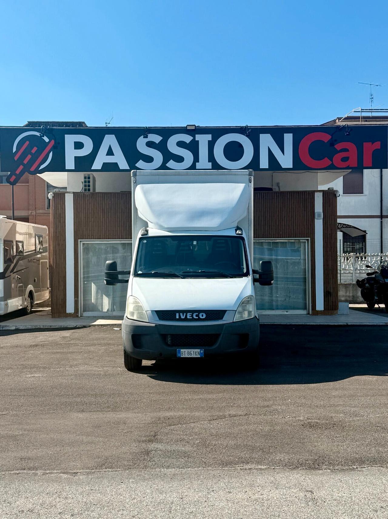Iveco Daily 35C14 3.0 Cassonato - 2011 - Patente B