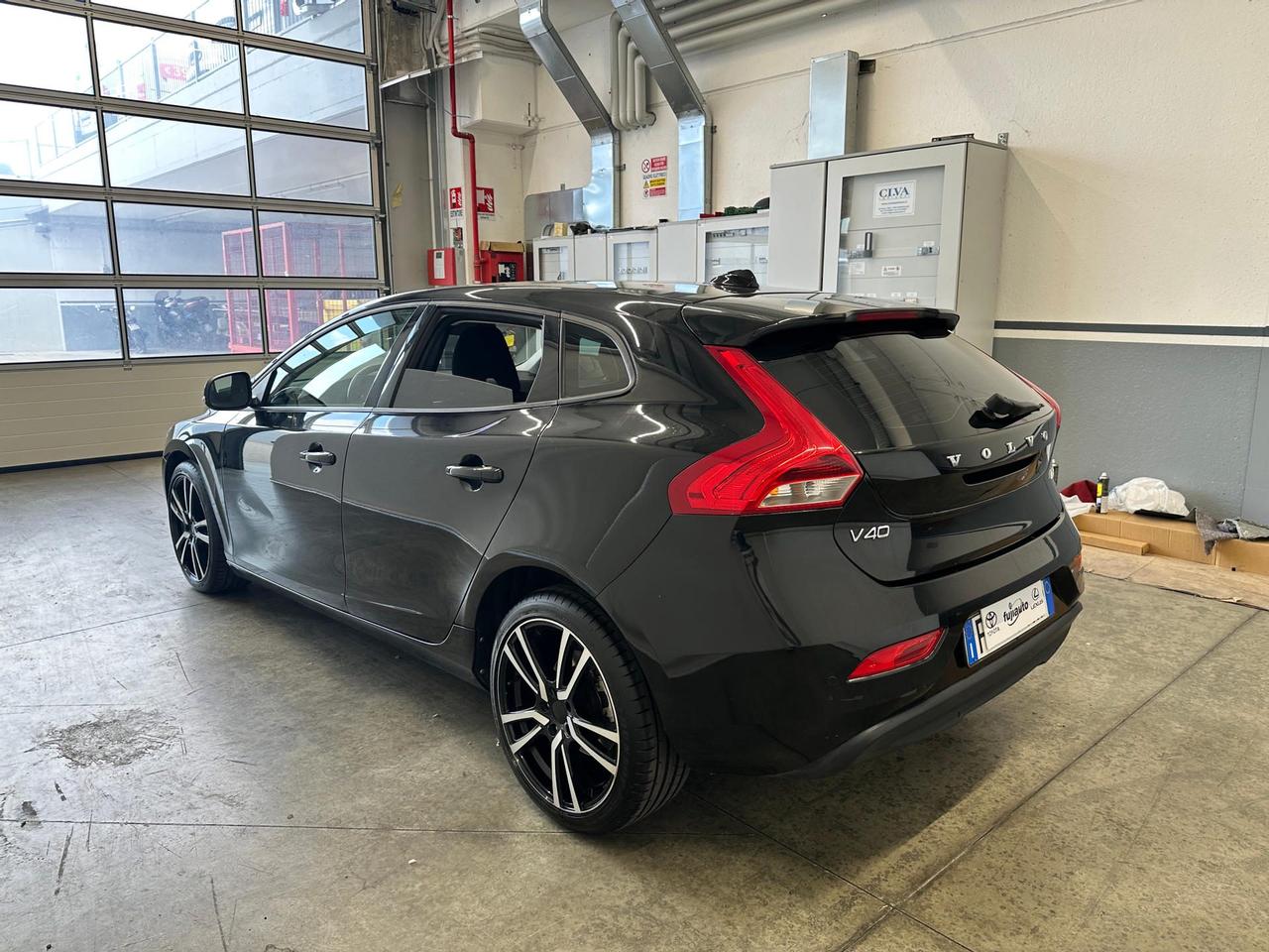 Volvo V40 2.0 d2 Kinetic my17