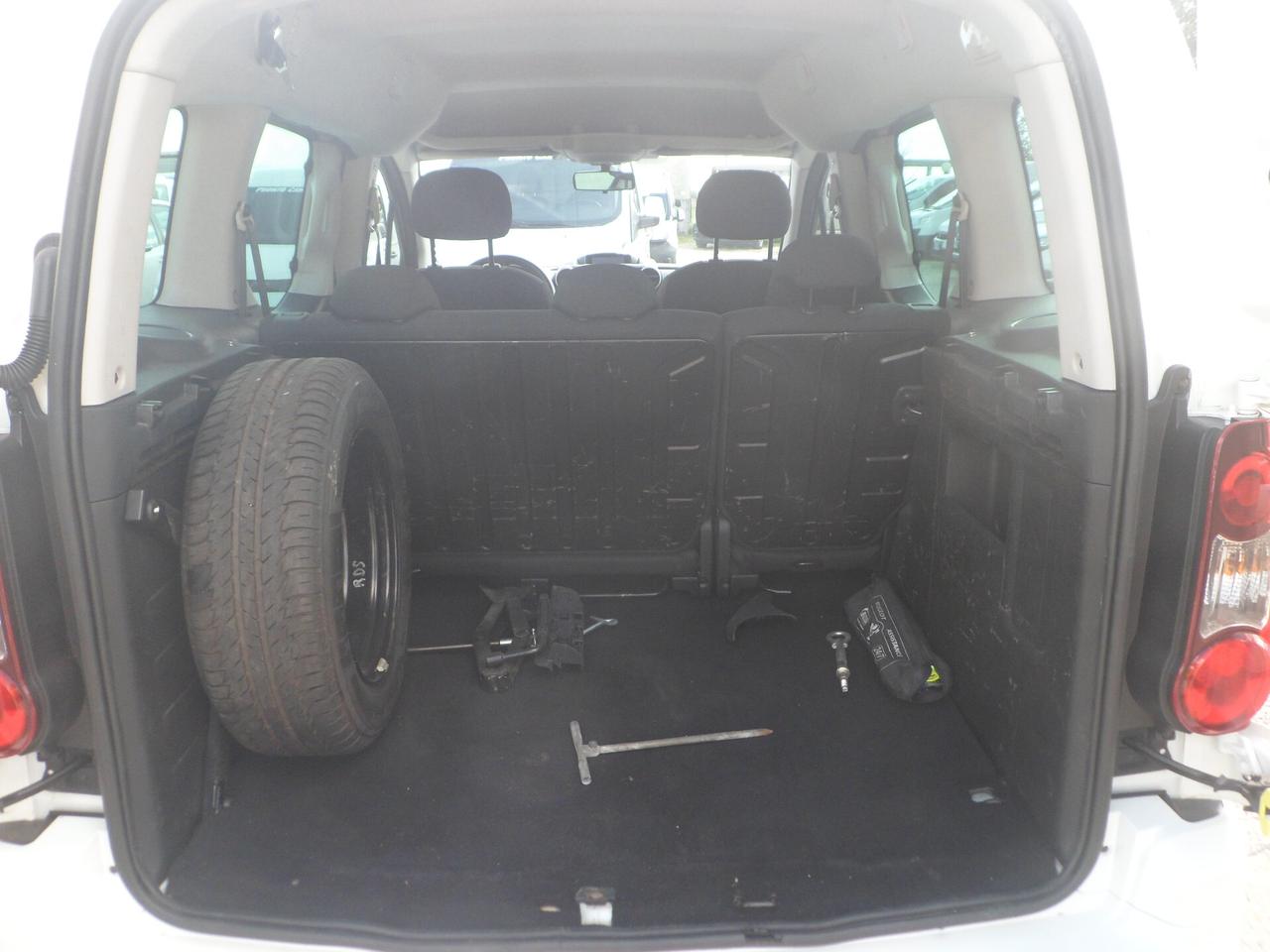 Peugeot Partner 4x4 5 posti autovettura