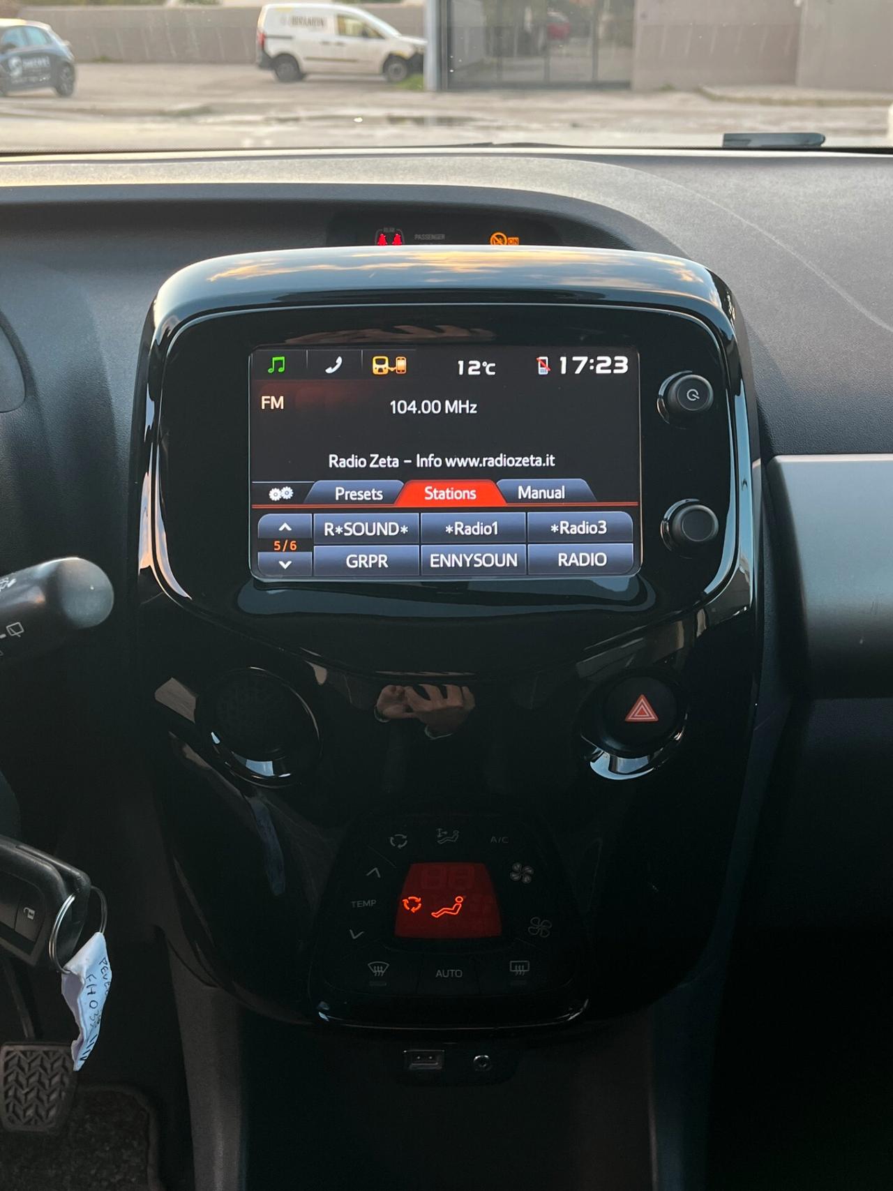 Peugeot 108 VTi 68 5 porte Allure