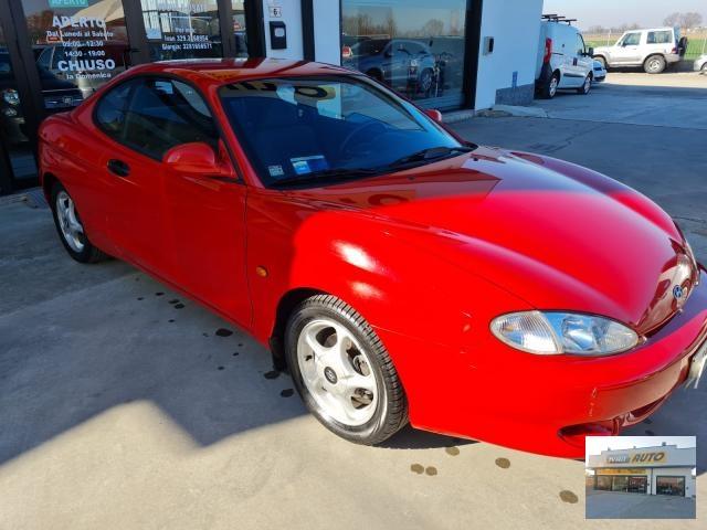 HYUNDAI Coupe 1.6 BENZINA-116.000 KM.