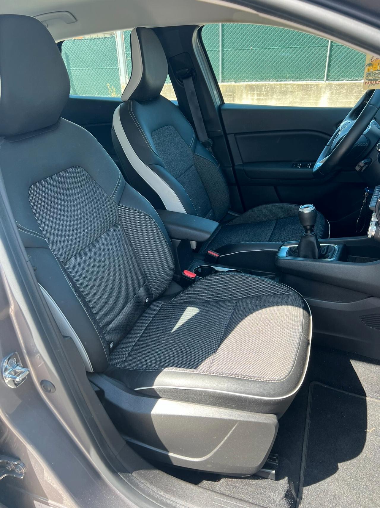 Captur GPL 55.950 KM