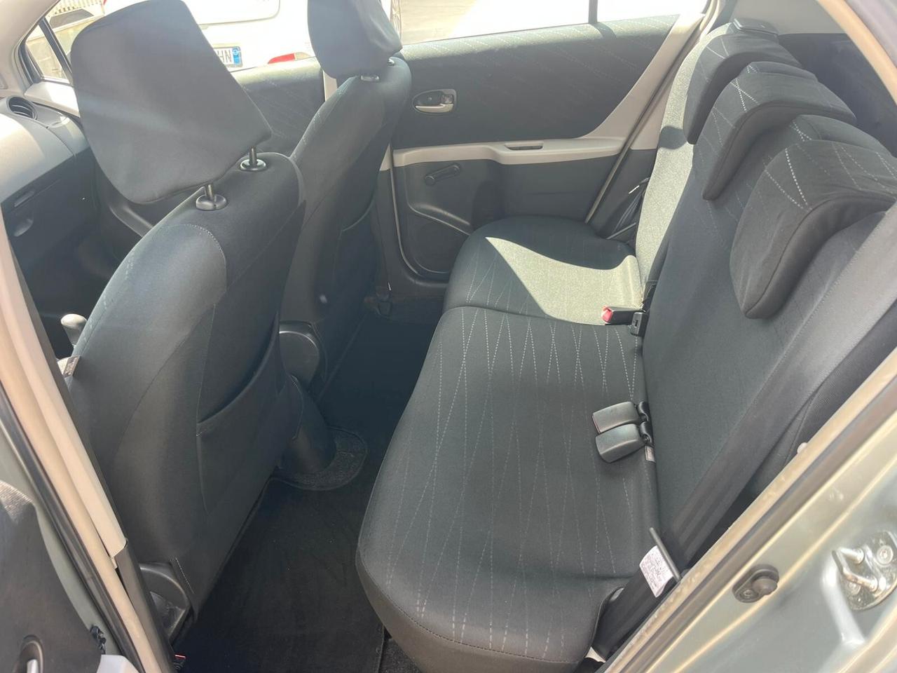 Toyota Yaris 1.3 5 porte M-MT CAMBIO AUTOMATICO