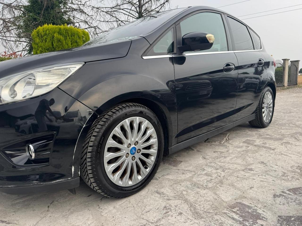 Ford C-Max 1.6 TDCi 115CV Titanium neopatentati