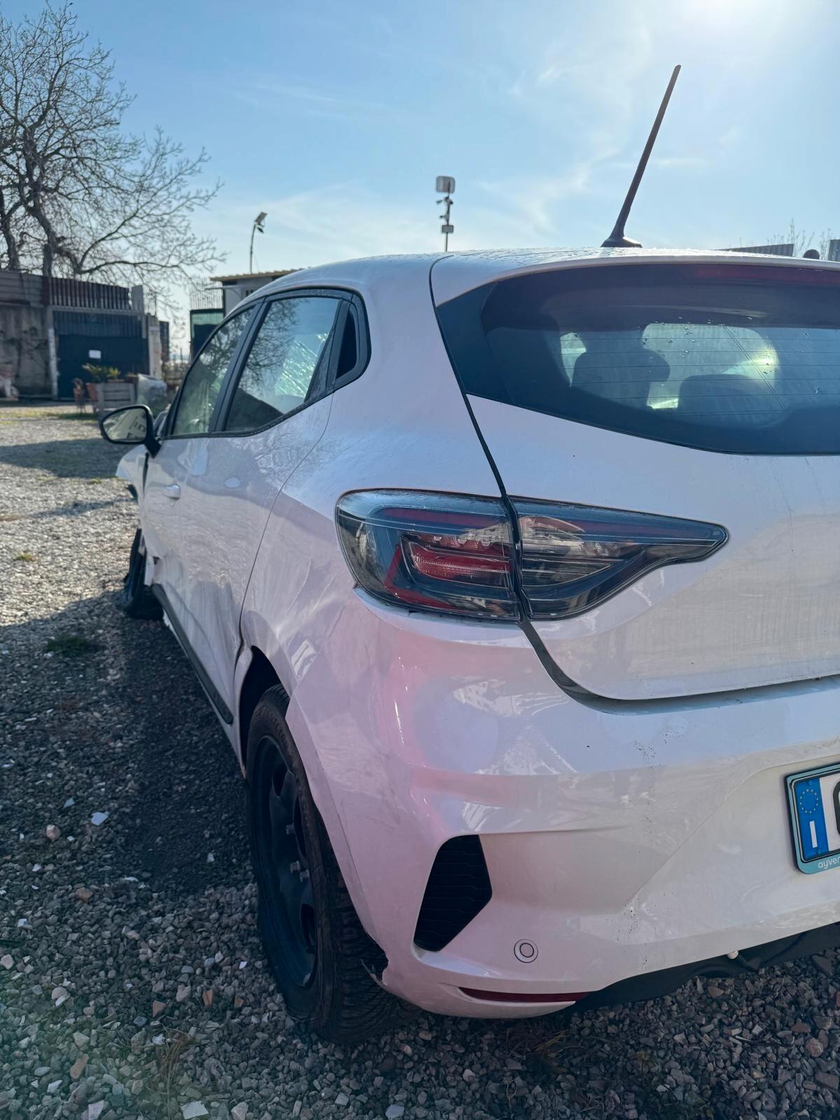 Renault Clio 1.5 dCi 2025 Incidentata Sinistrata